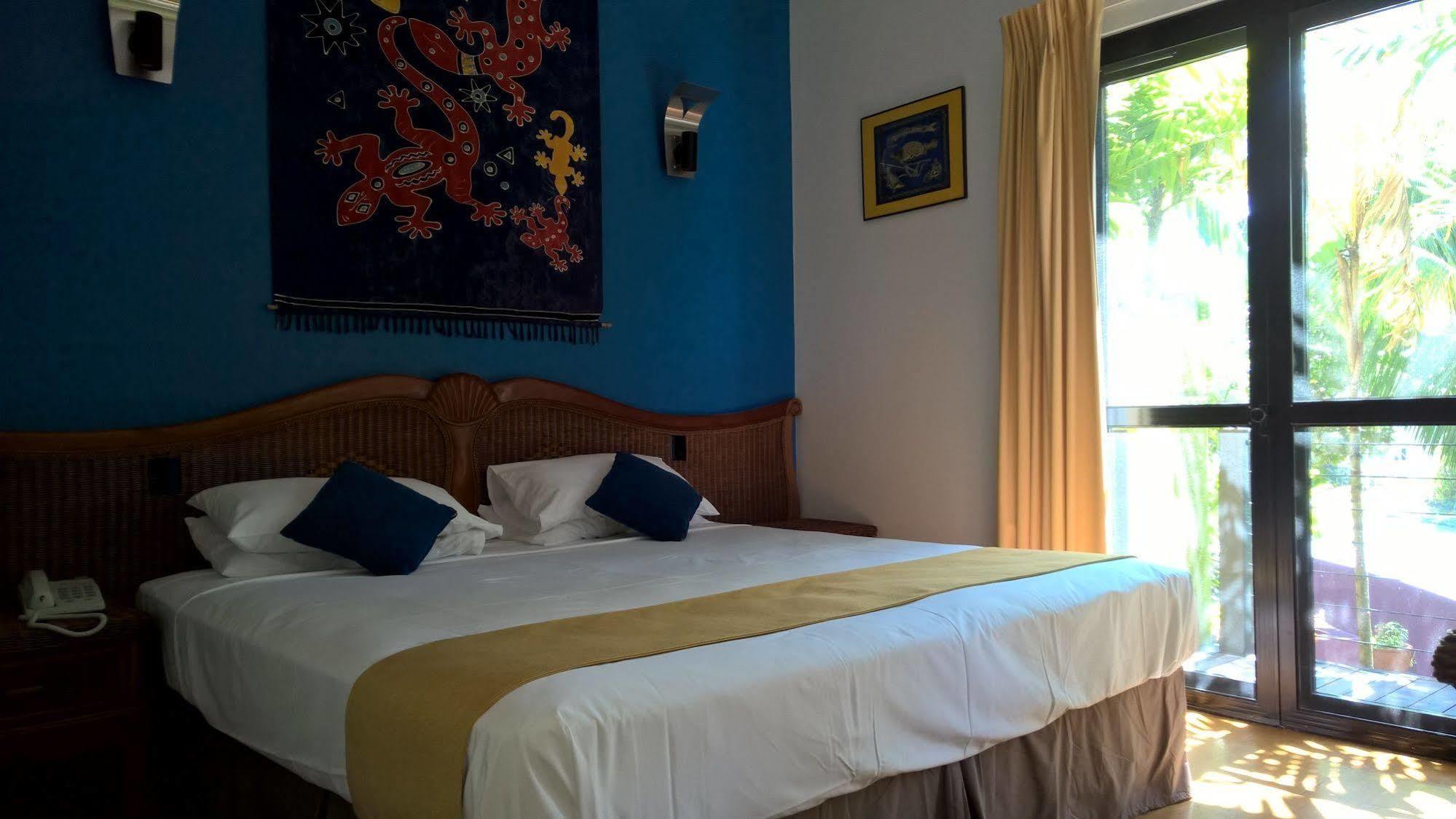 Dreamcatcher Beach-Side Apartments Port Douglas Ngoại thất bức ảnh