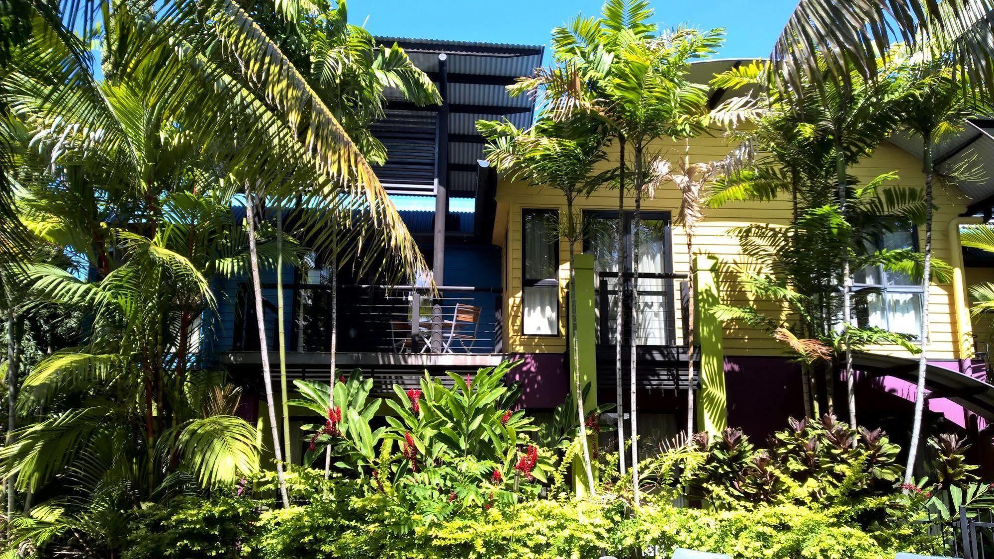 Dreamcatcher Beach-Side Apartments Port Douglas Ngoại thất bức ảnh